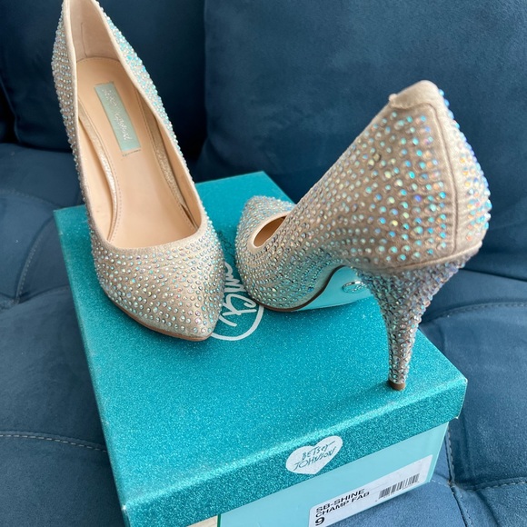 Blue by Betsey Johnson 9 - Picture 5 of 11